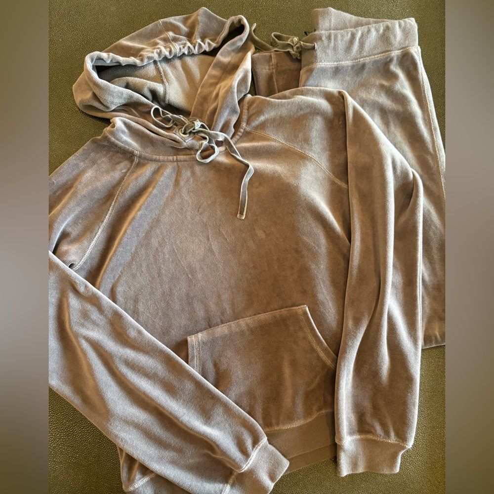 Club Monaco Velour Lounge Set Hoodie And Pants  Taupe Size Small